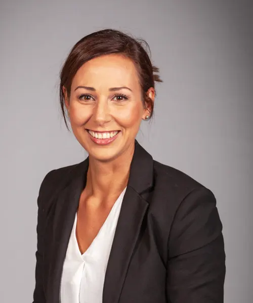 Dra. Alexandra Glink